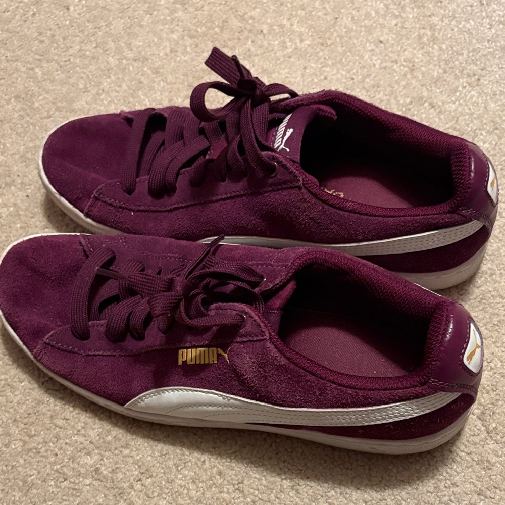 Puma Women's Sneakers - Plum and White